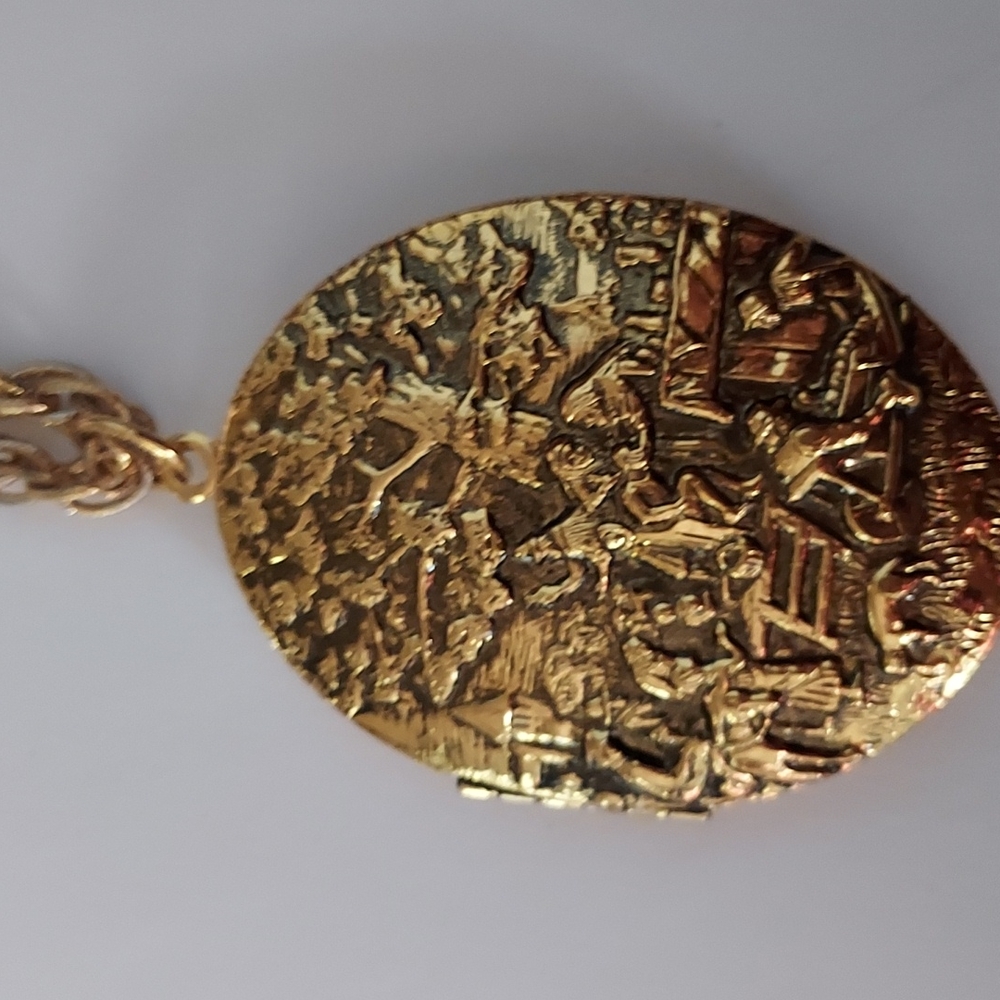 Intimate HeirloomSolidPerfume Locket by Revlon w/28 in.chain locket 2.5 inHx2inW
